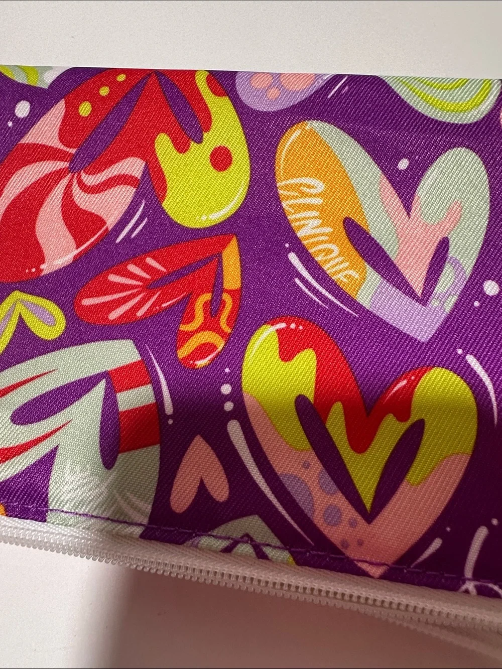 NWOT Bundle of Clinique Heart Print Cosmetic Pouches Set of 2 Purple Makeup Bags